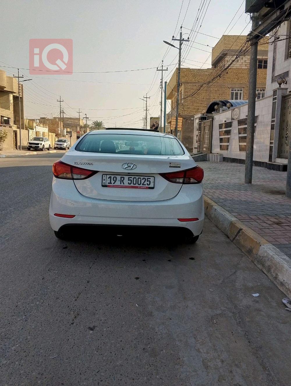 هیوندای ئەلەنترا